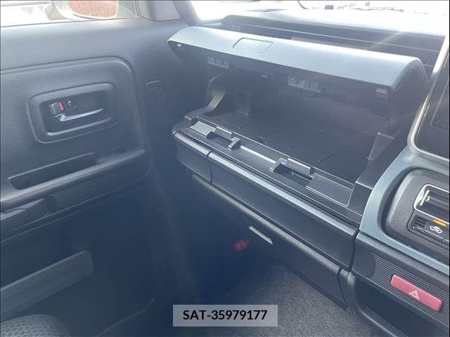 Suzuki SPACIA 2022-09 368579-29