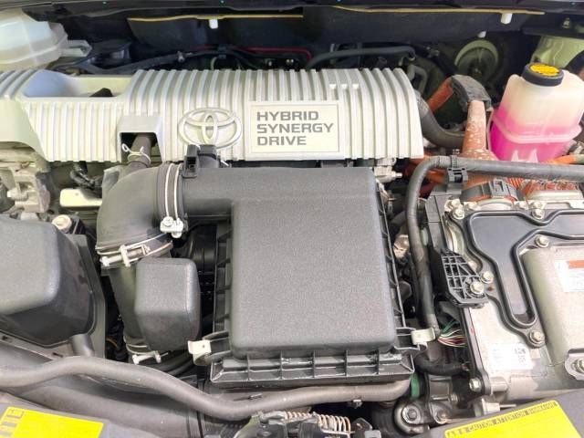 Toyota PRIUS 2012-08 17933-19