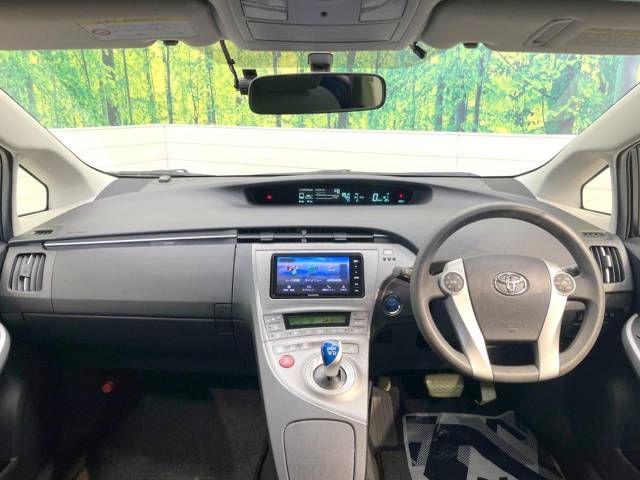 Toyota PRIUS 2012-08 17933-1
