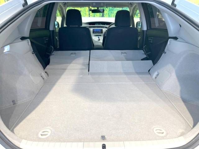 Toyota PRIUS 2012-08 17933-10