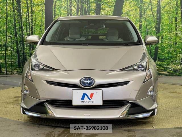 Toyota PRIUS 2015-12 281706-14