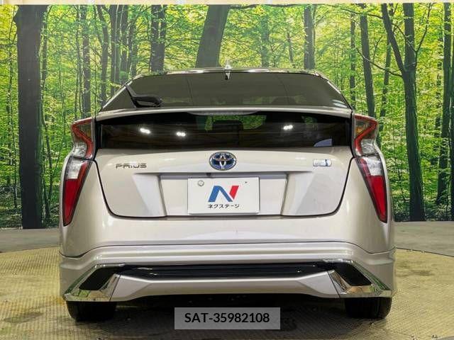 Toyota PRIUS 2015-12 281706-15
