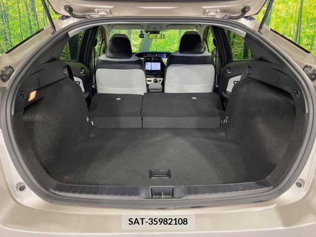 Toyota PRIUS 2015-12 281706-13