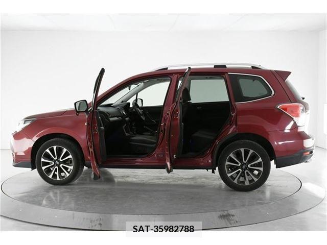 Subaru FORESTER 2017-08 210714-5