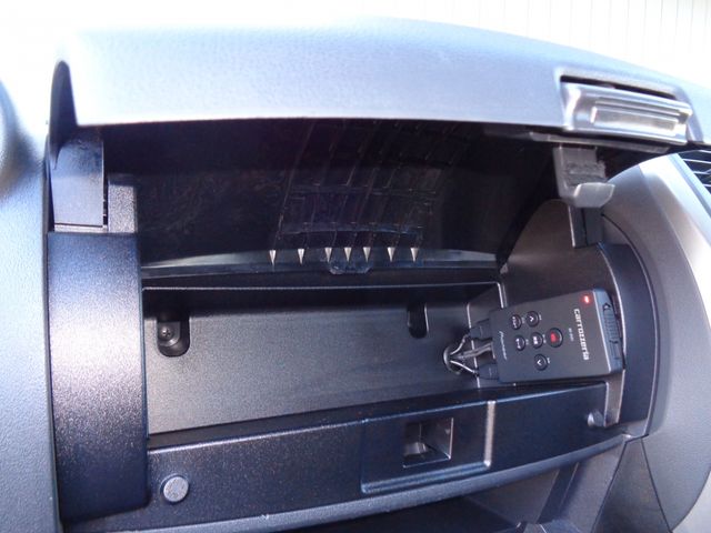 Nissan MARCH 2018-10 27728-26