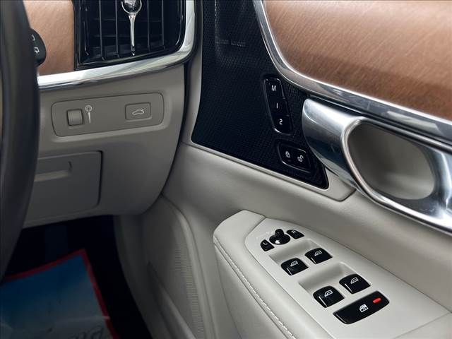 Volvo V90 2018-08 26380-16