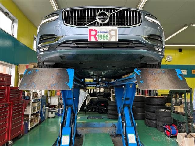 Volvo V90 2018-08 26380-28