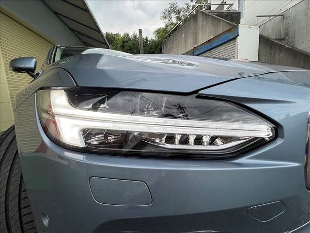 Volvo V90 2018-08 26380-11