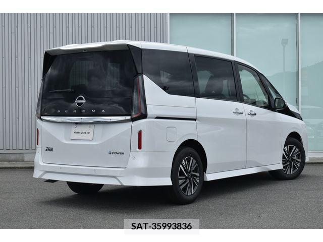 Nissan SERENA 2024-03 284319-1