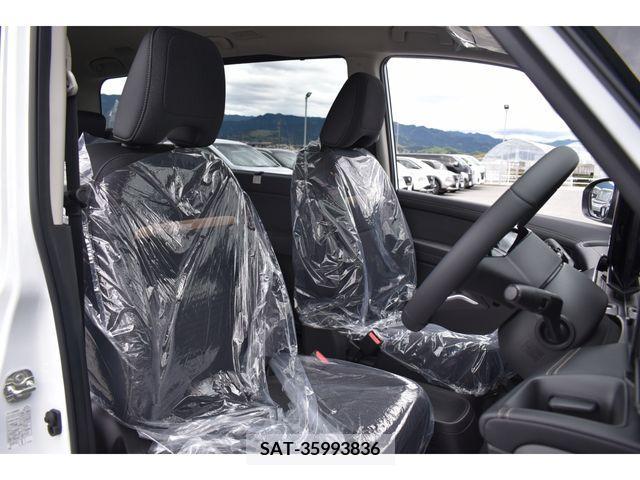 Nissan SERENA 2024-03 284319-17