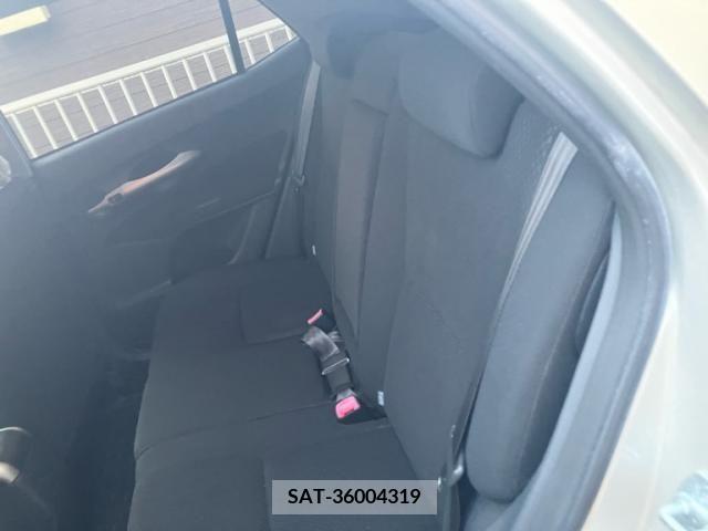 Toyota AURIS 2007-09 389486-14