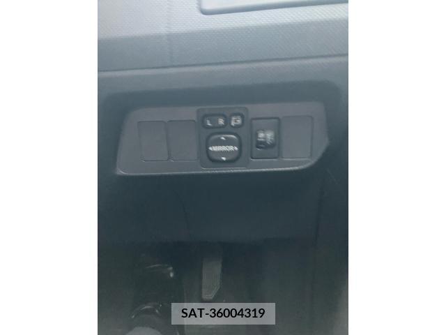 Toyota AURIS 2007-09 389486-20