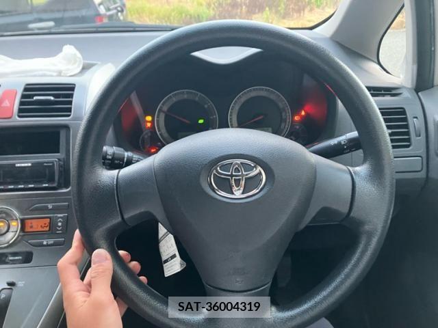 Toyota AURIS 2007-09 389486-18