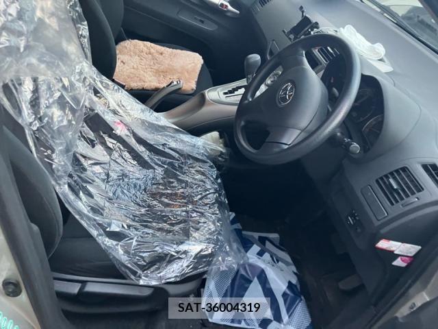 Toyota AURIS 2007-09 389486-17
