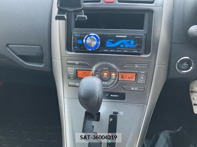 Toyota AURIS 2007-09 389486-24