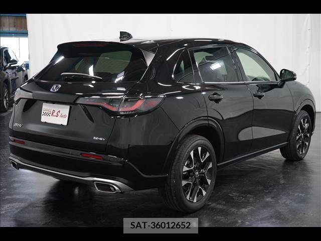 Honda ZR-V 2023-11 253411-8