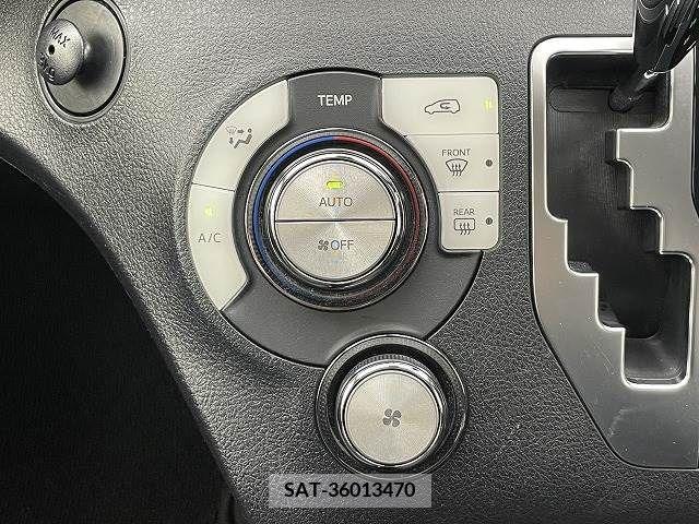 Toyota SIENTA 2017-09 222683-8