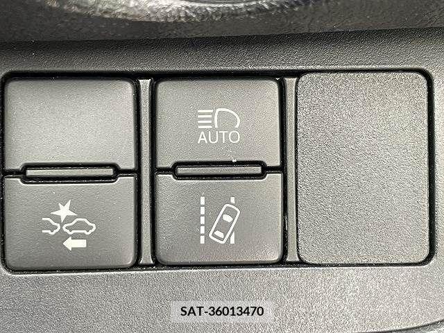 Toyota SIENTA 2017-09 222683-5