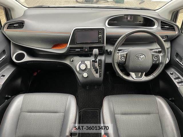 Toyota SIENTA 2017-09 222683-1