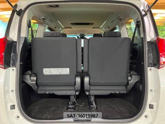 Toyota ALPHARD 2019-07 381621-14