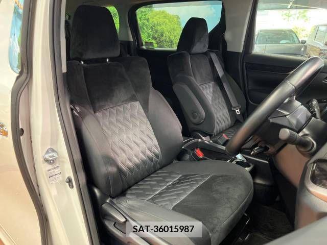 Toyota ALPHARD 2019-07 381621-11