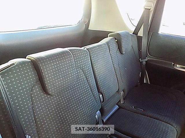 Toyota RACTIS 2010-03 366852-3