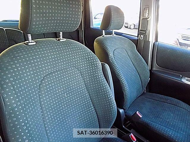 Toyota RACTIS 2010-03 366852-9