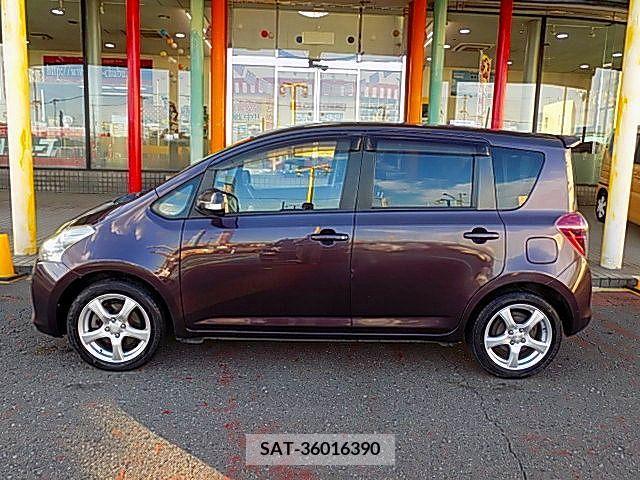 Toyota RACTIS 2010-03 366852-13
