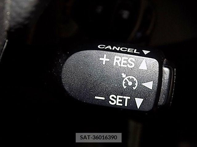 Toyota RACTIS 2010-03 366852-10