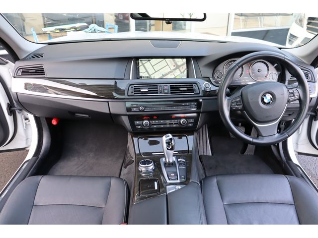 Bmw 5 SERIES 2015-01 671-4