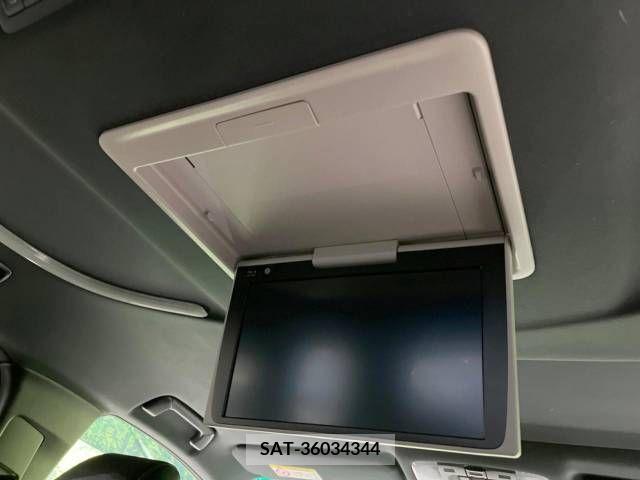 Toyota VELLFIRE 2022-06 215551-3