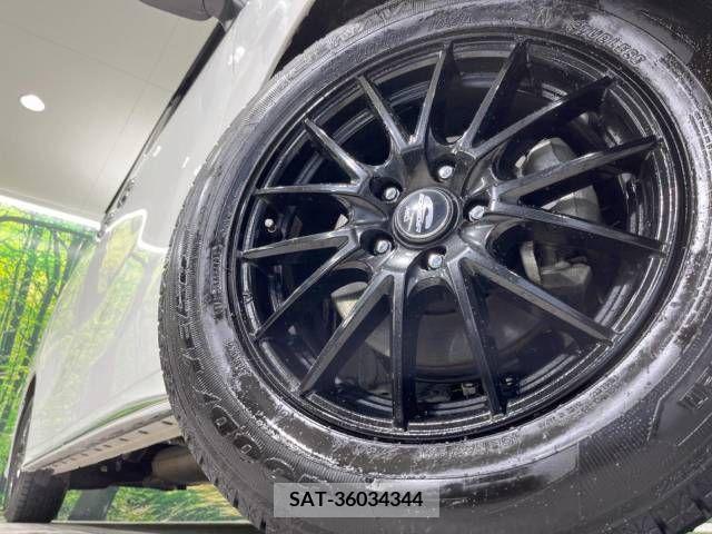 Toyota VELLFIRE 2022-06 215551-14