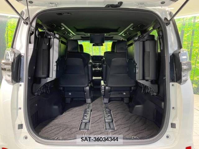 Toyota VELLFIRE 2022-06 215551-11