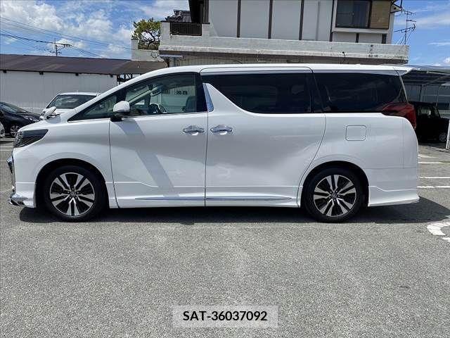 Toyota ALPHARD 2020-08 395518-10
