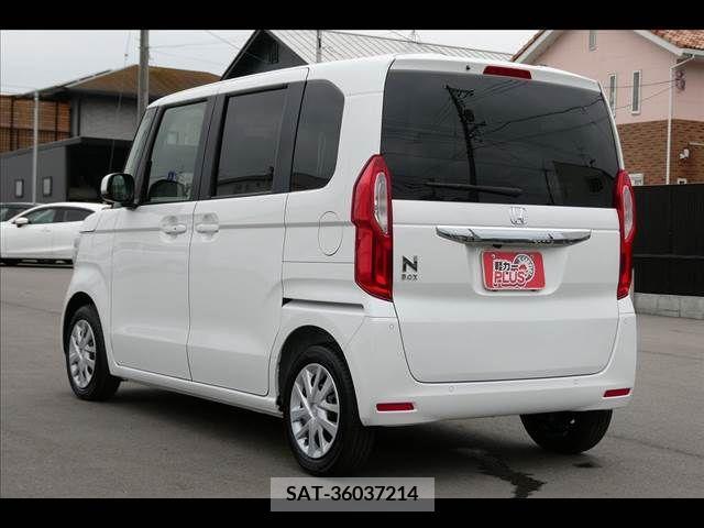 Honda N BOX 2024-03 307459-17