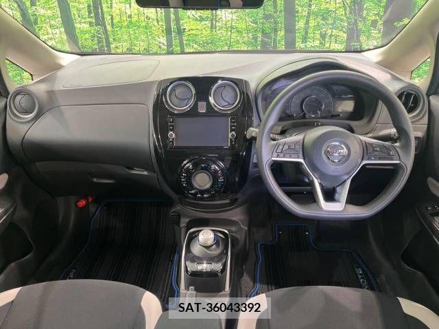 Nissan NOTE 2019-11 279885-1