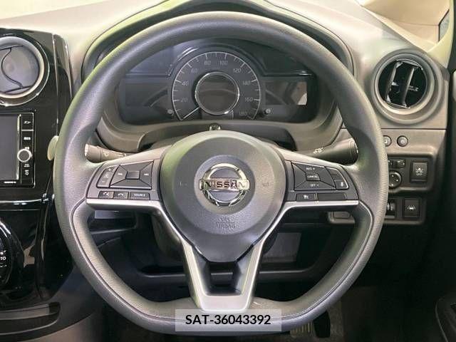 Nissan NOTE 2019-11 279885-11