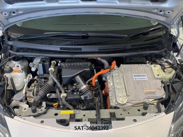 Nissan NOTE 2019-11 279885-18