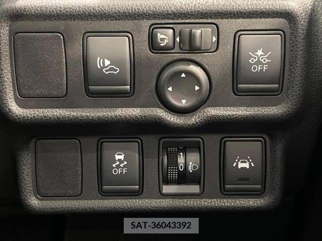Nissan NOTE 2019-11 279885-6
