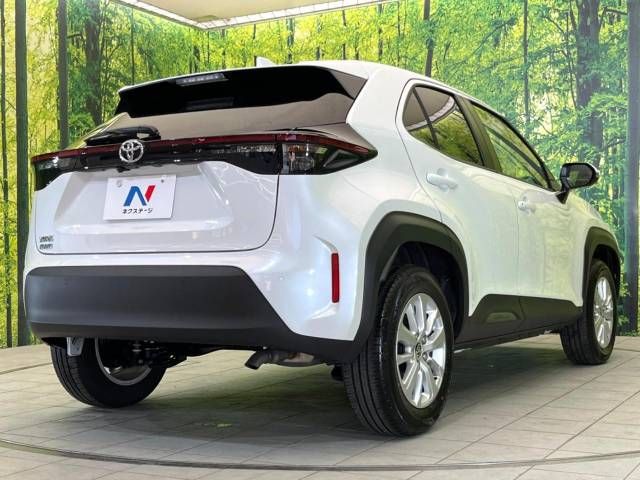 Toyota YARIS CROSS 2023-07 194339-17