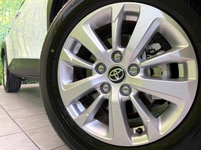 Toyota YARIS CROSS 2023-07 194339-12