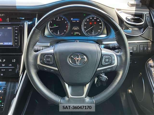 Toyota HARRIER 2019-03 338578-9