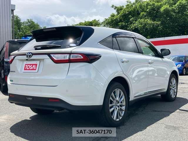 Toyota HARRIER 2019-03 338578-4