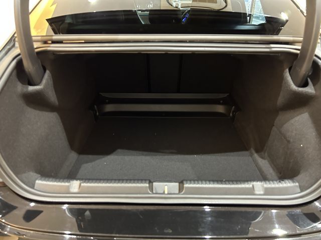 Mercedes Benz EQE 2022-10 24212-19