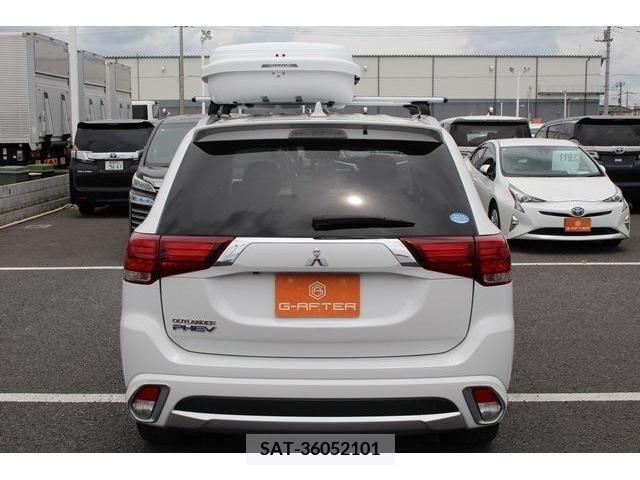 Mitsubishi OUTLANDER PHEV 2015-09 380194-7