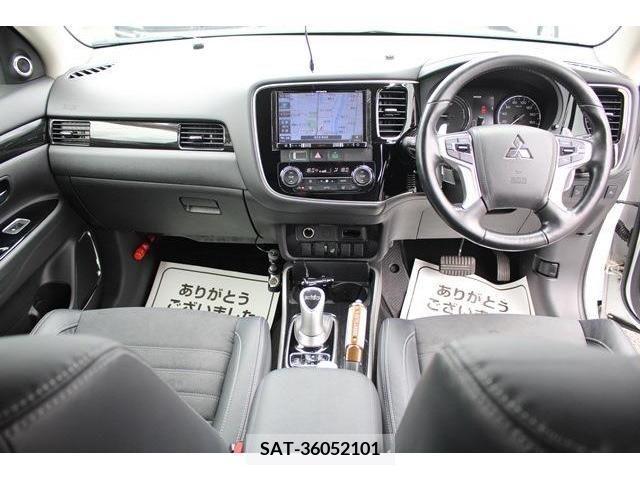 Mitsubishi OUTLANDER PHEV 2015-09 380194-14