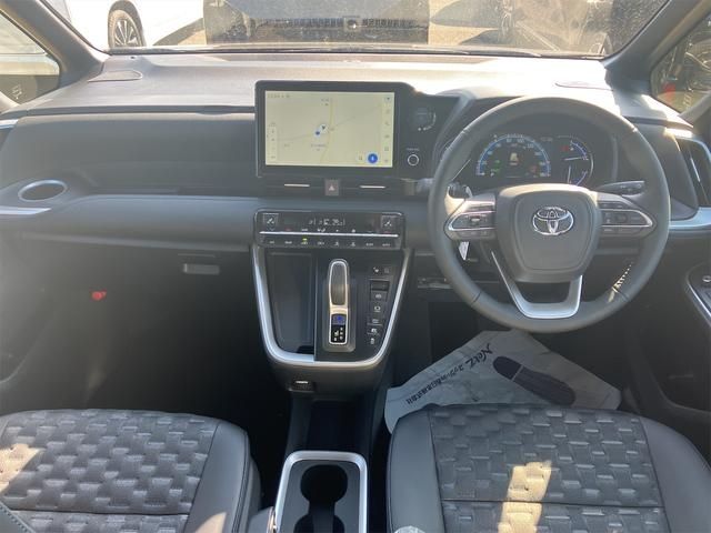 Toyota VOXY HYBRID 2023-11 183110-7