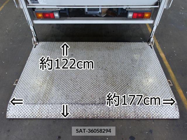 Mitsubishi CANTER 2019-01 294451-2