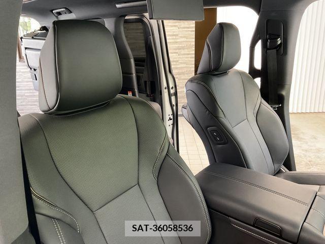 Toyota ALPHARD 2023-10 277606-4