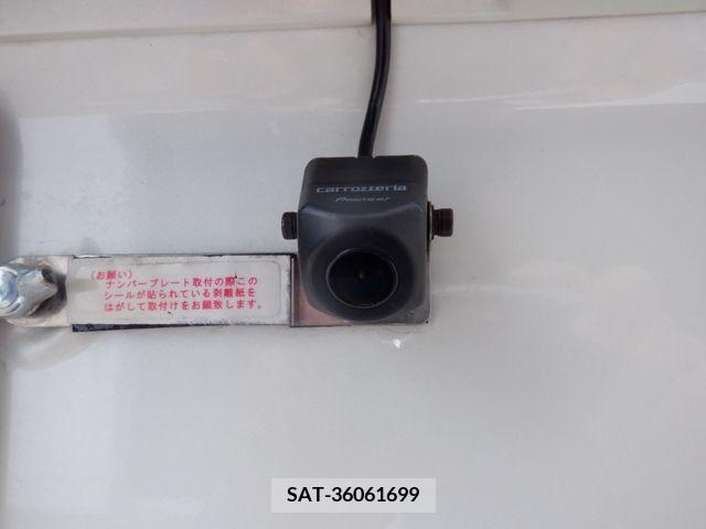 Nissan KICKS 2021-06 362267-22
